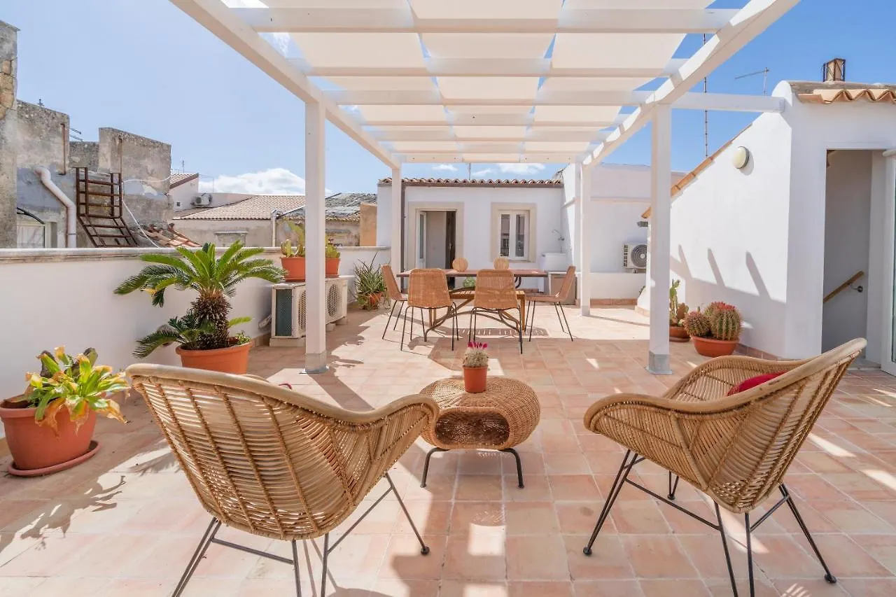 Dione Terrace Apartments By Dimore In Sicily Syracuse