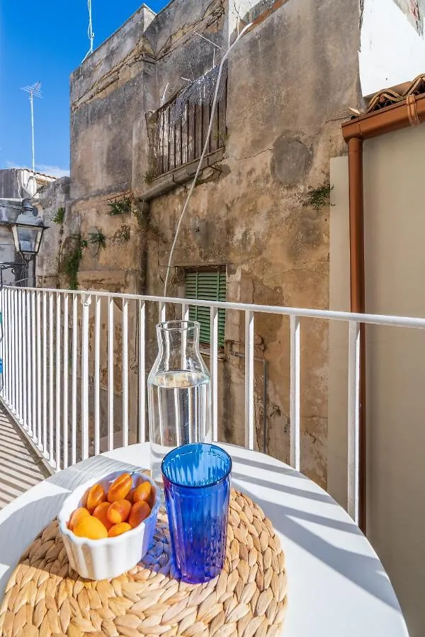 Dione Terrace Apartments By Dimore In Sicily Syrakus