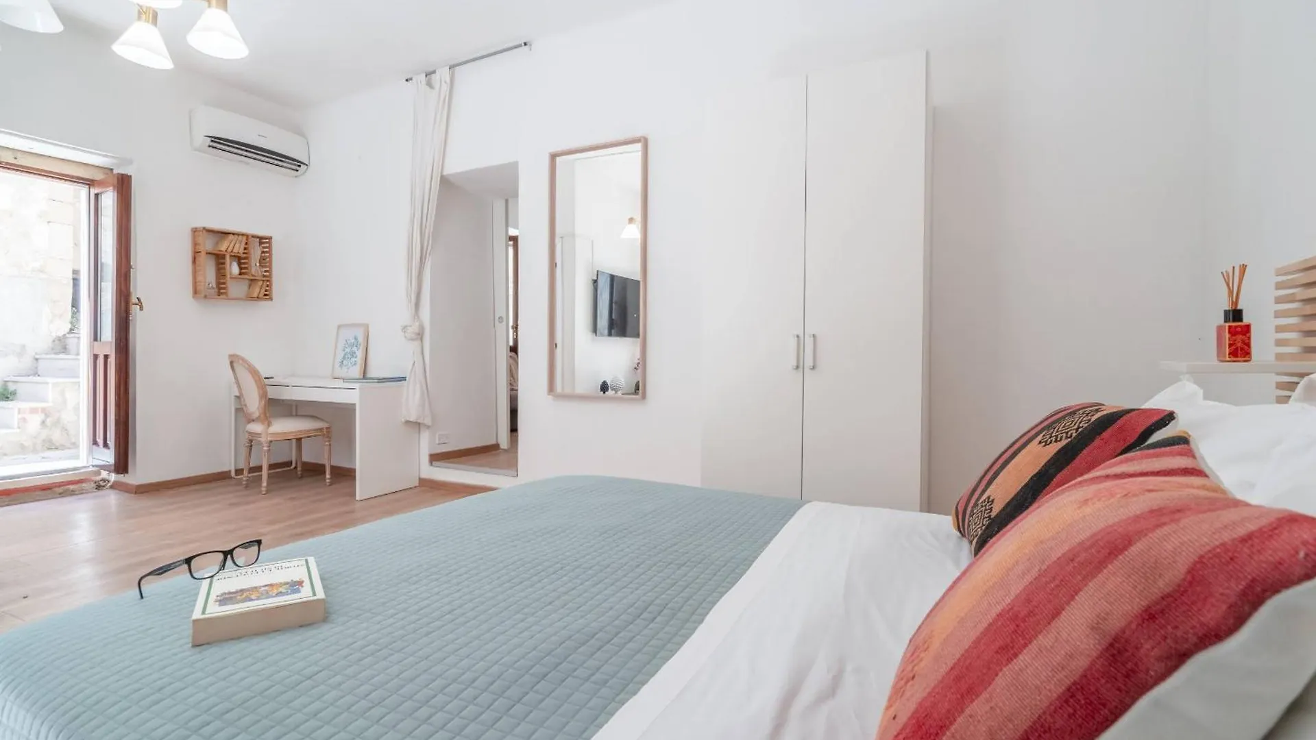 Dione Terrace Apartments By Dimore In Sicily Syracuse