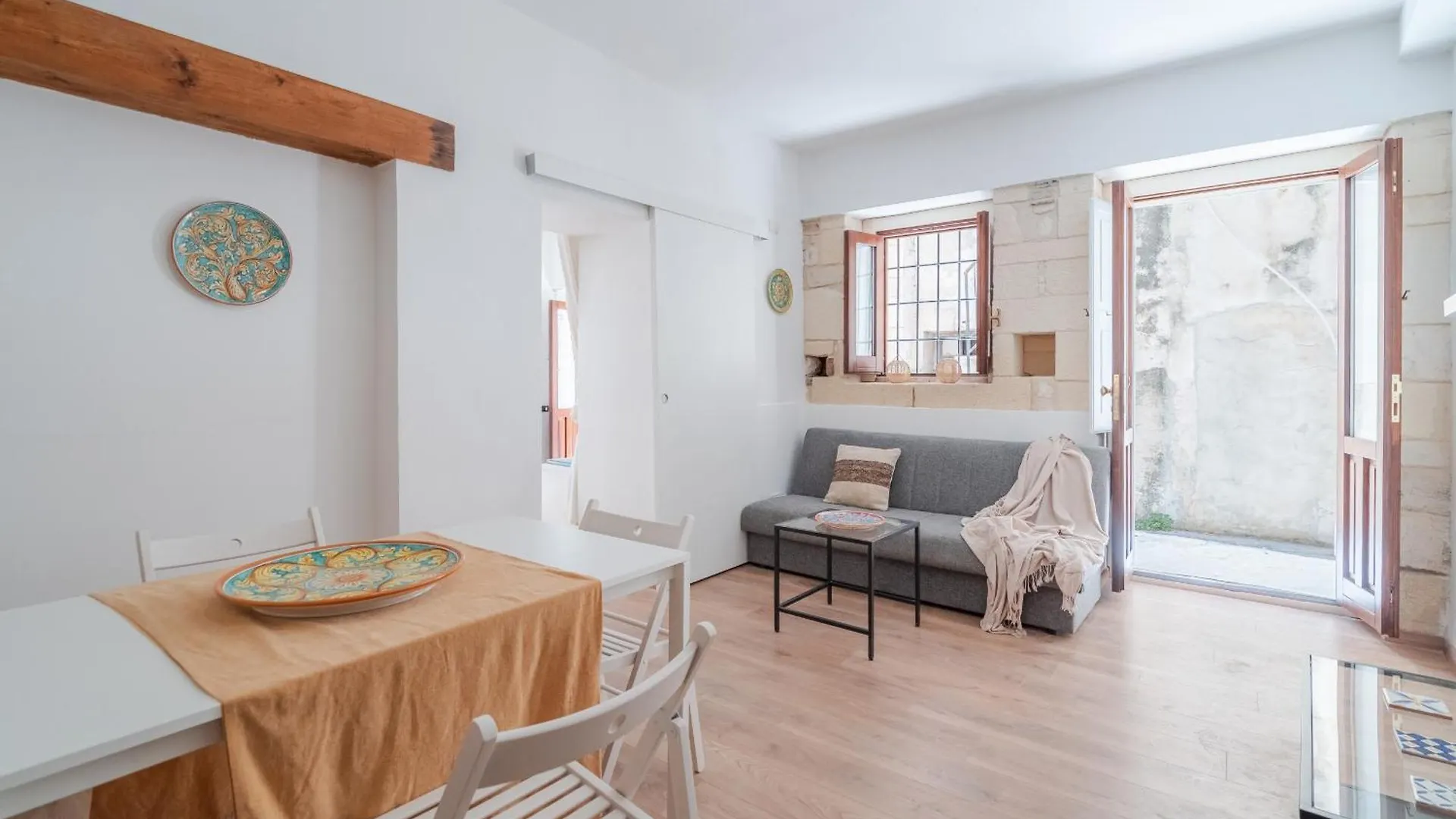 Dione Terrace Apartments By Dimore In Sicily Syrakus