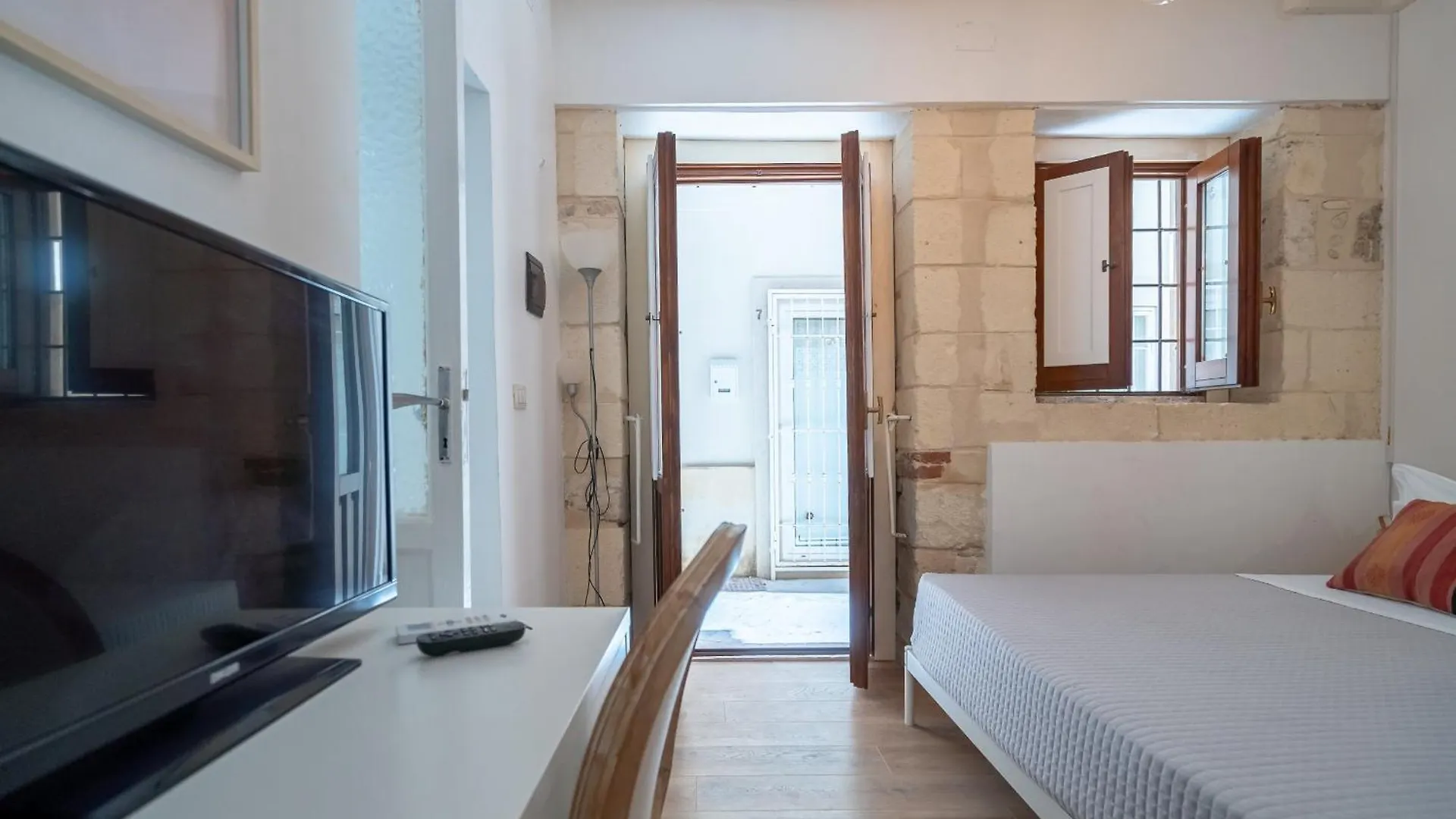 Dione Terrace Apartments By Dimore In Sicily Syracuse Italy